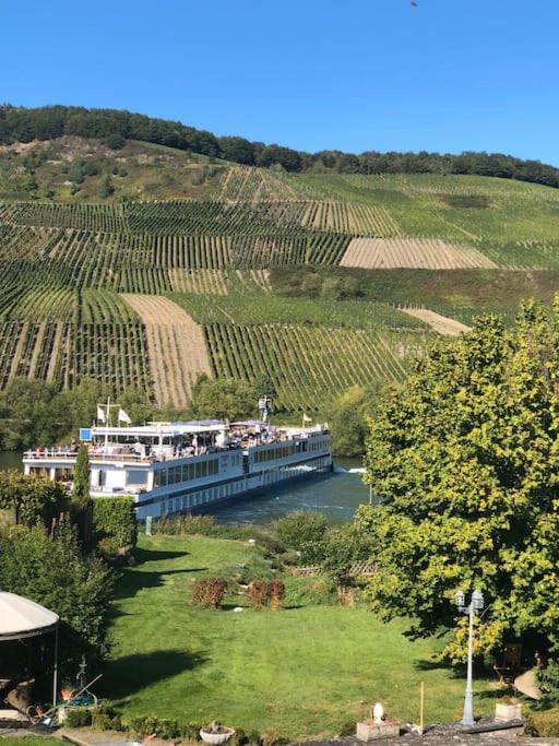 Wohnen Direkt Am Moselstrand Leilighet Bernkastel-Kues Eksteriør bilde